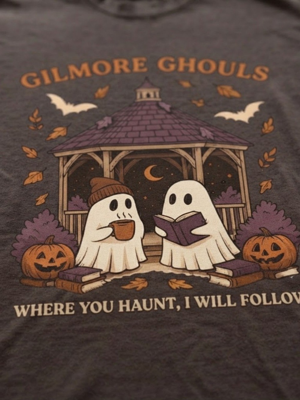 Gilmore Ghouls Halloween Cute Ghost Fall Reading Graphic Gildan T-shirt Brown - Picture 2 of 2